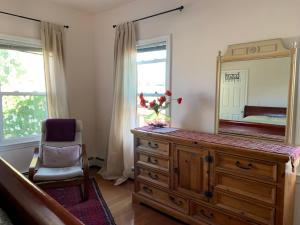 Victorian House with Irish leave