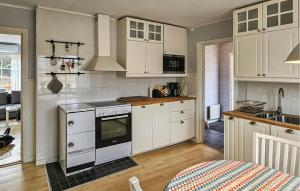 Nice Home In Rörvik With Wifi