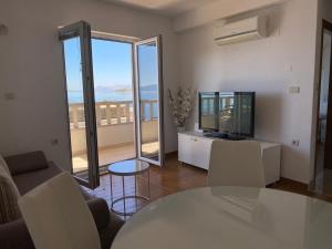 Apartments by the sea Drasnice, Makarska - 22864