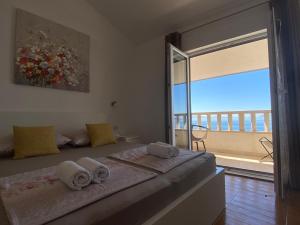 Apartments by the sea Drasnice, Makarska - 22864