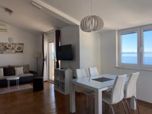 Apartments by the sea Drasnice, Makarska - 22864