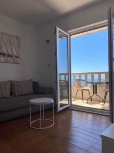 Apartments by the sea Drasnice, Makarska - 22864
