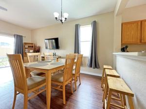 Regal Getaway townhouse