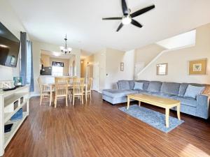 Regal Getaway townhouse