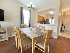 Regal Getaway townhouse