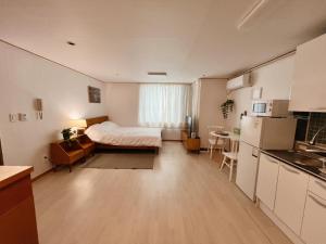 Easy access to Metro