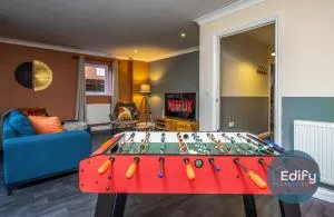 Detached House With Driveway Parking - South Stoneham