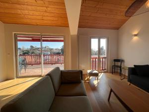 Maisons de vacances Maison moderne a 400m de la plage avec terrasses et equipements complets a St-Jean-de-Luz - FR-1-239-878 : photos des chambres