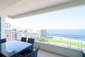 Fort Cambridge Apartments by Homely