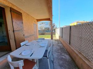 Appartement climatisé 3 pièces pour 6 personnes avec terrasse et jardin à Marseillan - FR-1-326-642