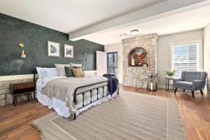 Blue Haven-Epic game room-Lake Views