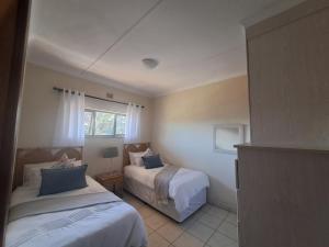 8 Eden Palms, Palm Beach