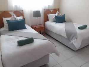 8 Eden Palms, Palm Beach