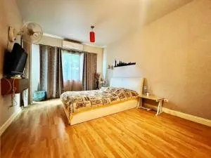 The 360 Town plus Bangkok - Ban Bang Toei (1)