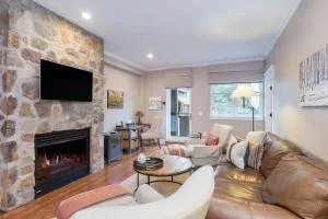 River Club 103 by Alpine Lodging Telluride - Silverton