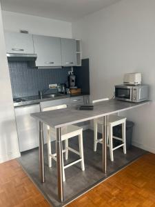 Vivez le Bonheur - Plage - Port de plaisance - Vue mer