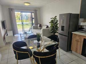Outerspaces- 2 Bedroom apartment-Sandton