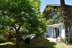 Hautes Pyrénées Les Roses dAdour - Libaros