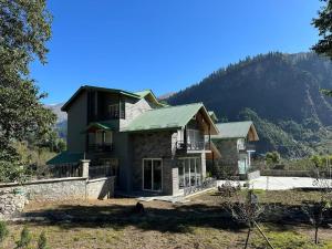 Nivasana Manali - A Luxury Boutique Hotel