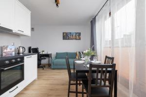 Luxury Apartment with Balcony & Parking Cracow by Renters Prestige