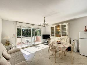 Appartement T2 pour 4 personnes dans résidence avec piscine