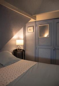 Maisons d'hotes La Noisetiere : Chambre Familiale avec Douche 