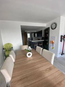 Duplex Apartment With Balcony And Close To The Sea