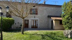 Jolie maison avec cheminée, à la campagne - Cagnac-les-Mines