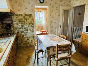 Villas Maison familiale, jardin clos, proche Menhirs et plage : photos des chambres