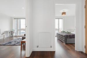 Lift & free parking, modern 1 bed flat in Shoreditch next to train station