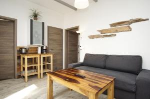 naturnah, mit Terrasse, Garten und Meerblick - Ferienwohnung auf dem Teschenberg