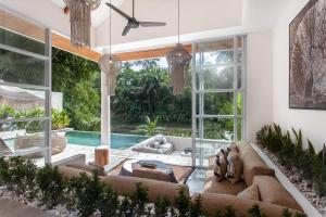 Extravagant Villa in the Jungle of Ubud