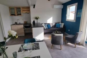 LOphelia Duplex Dernier étage balcon Centre climatisation