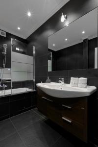 The Queen Luxury Apartments - Villa Fiorita