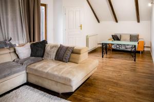 Vila Lio & Restaurant Devojacki Bunar