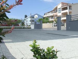 Rooms & Apartments Ana 2