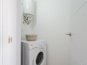 Sea Breeze Pool View & WiFi by iRent Fuerteventura