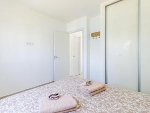 Sea Breeze Pool View & WiFi by iRent Fuerteventura