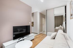 Walerego Sławka Cosy Studio by BookingHost