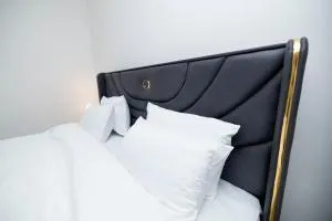 Sans Luxury Holiday Villa - Katamanso