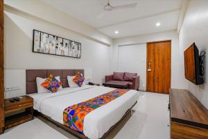 FabHotel La Victoria - Galaxy Circle