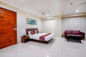 FabHotel La Victoria - Galaxy Circle