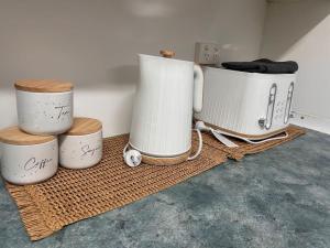 Cosy Town House, Sleeps 8 people