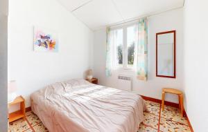 Stunning Home In Saint-Savinien