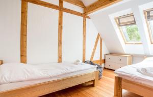 Cozy Home In Rowy With Kitchen