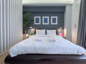 GimiSpaceOne - White Tower Singature Suite