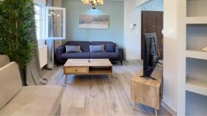 SpaceTwo "DownTown Chill" by #GimiSpace Rentals