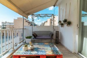 Acropolis View Suites - Modern Apartments in Athens Center