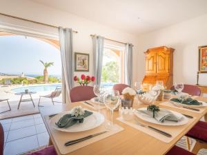 Villa Cacharel by Interhome