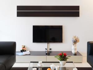 Apartment Les Terrasses C1-7 by Interhome